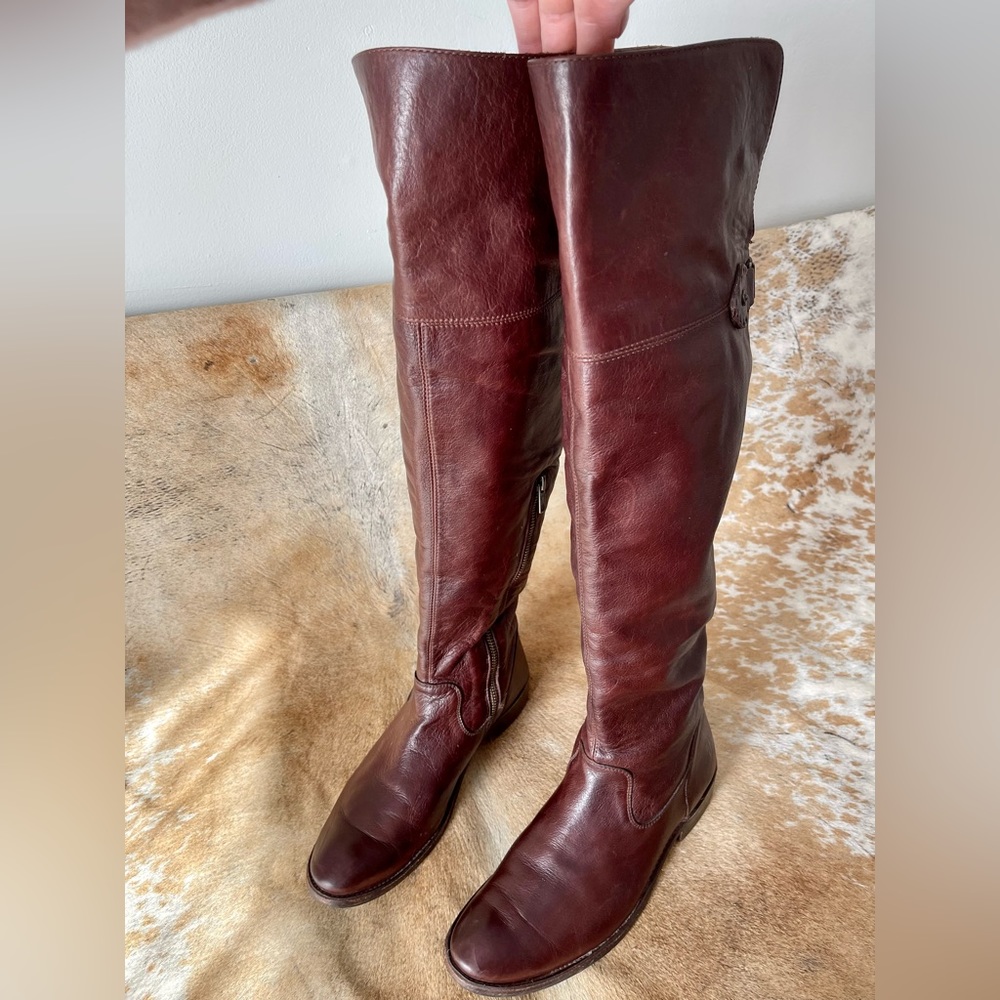 Frye over the Knee extra tall brown boots.  Size 9 great condition.